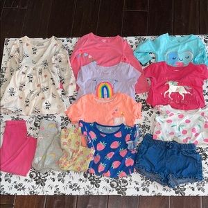 Bundle of girl clothes (12 pieces)